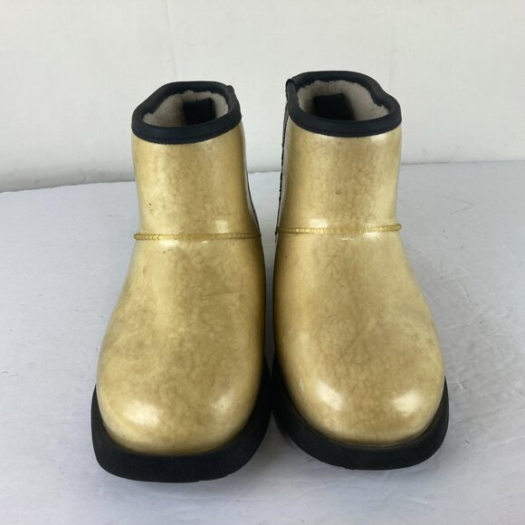 UGG Womens Sz 6 Clear Mini Boots Natural Black Sheepskin Lined Rain Winter Boots - Picture 2 of 7